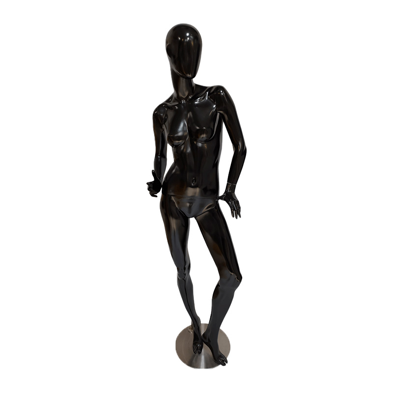 Maniquí dama androide brazos cadera