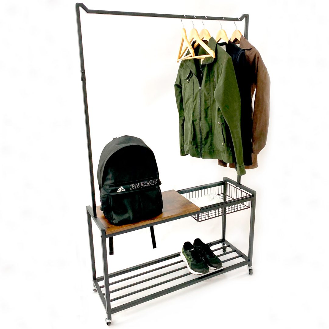 Burro de ropa con ruedas